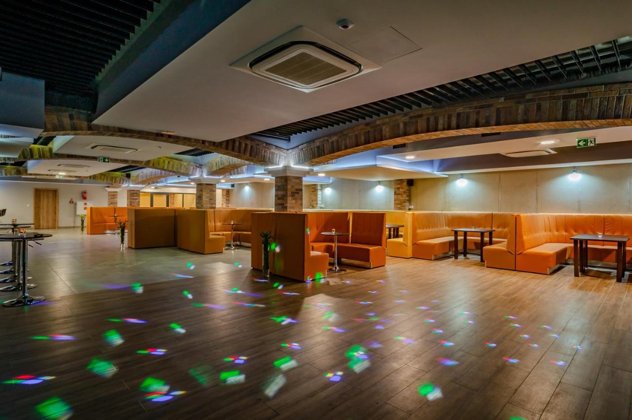 Hotel Paryski Art & Business Zakopane - Basen Jacuzzi Sauna Malpi Gaj Buitenkant foto